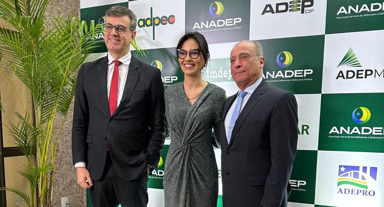 Presidente do TRE-GO prestigia posse da nova diretoria da ANADEP